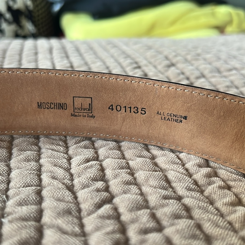 Moschino vintage Brown Belt with Gold Lettering. Style 401135. - Picture 2 of 3